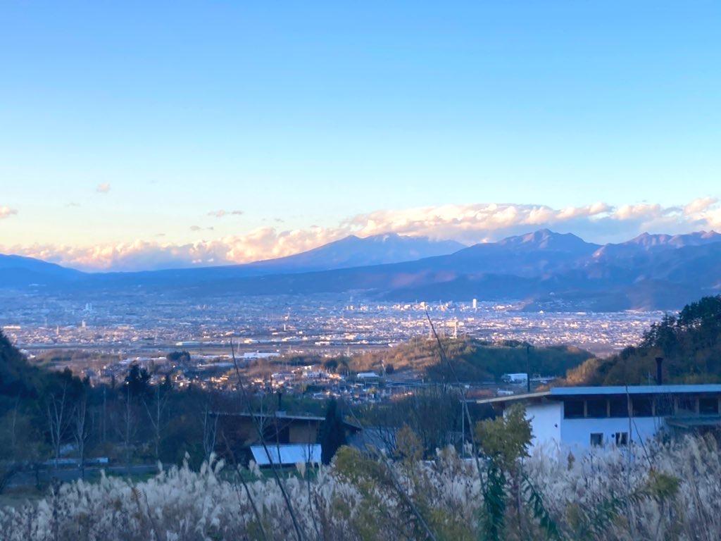 合同会社わらしべや境川本店